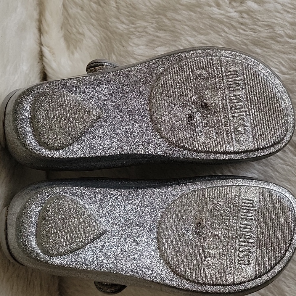 MINI MELISSA Jelly Silver Cat Shoes. Size 10 - Picture 9 of 12
